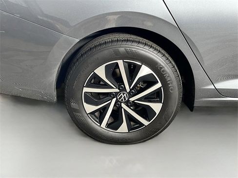 Used 2024 Volkswagen Jetta S image 32