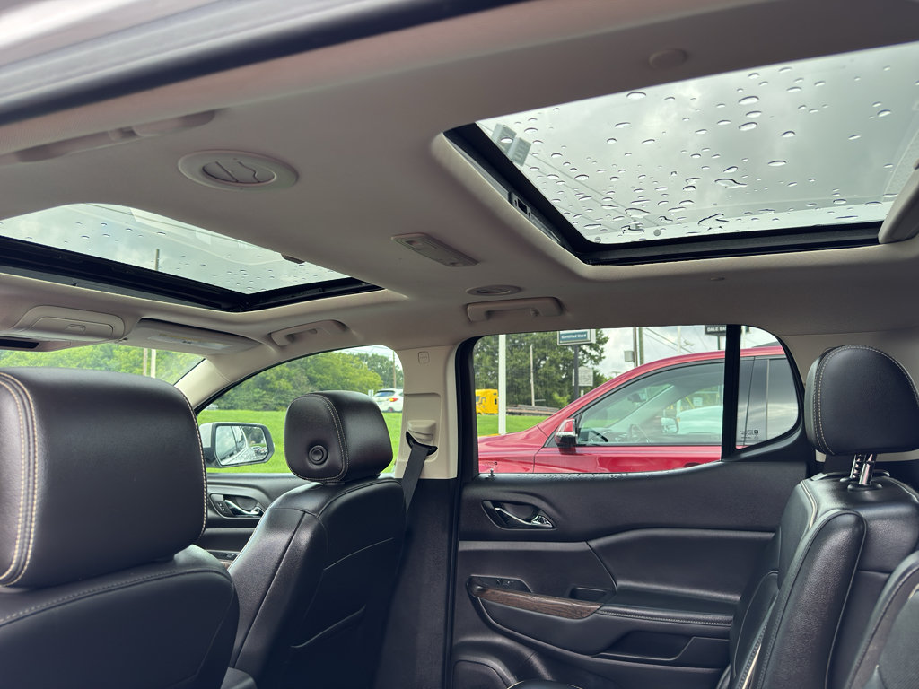 Used 2023 GMC Acadia Denali w/ Denali Technology Package FWD image 27
