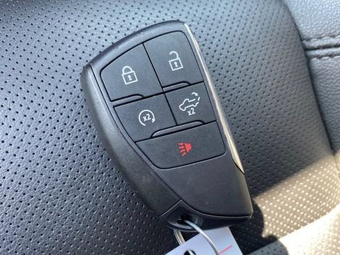 Used 2026 GMC Sierra 1500 SLT AWD/4WD image 25