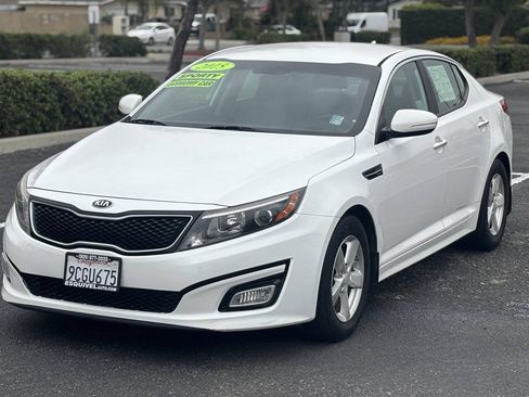 Used 2015 Kia Optima LX FWD image 3