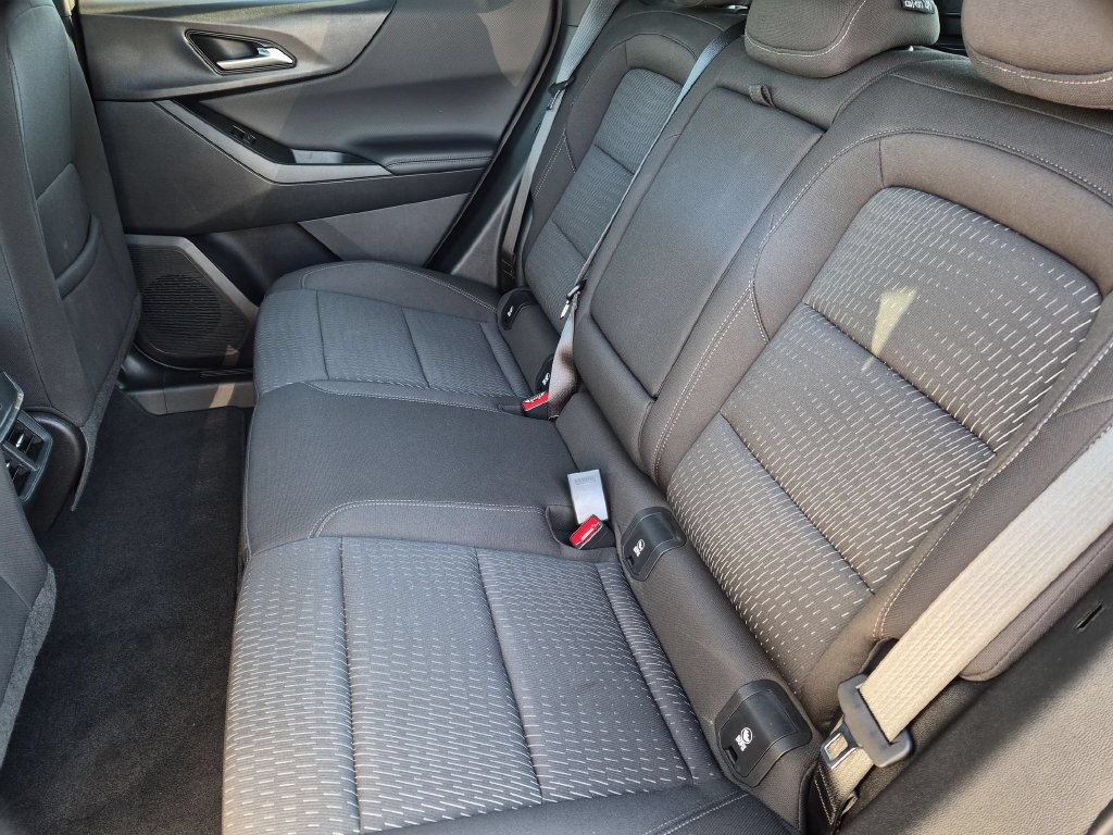 Used 2026 Chevrolet Equinox LT AWD/4WD image 28