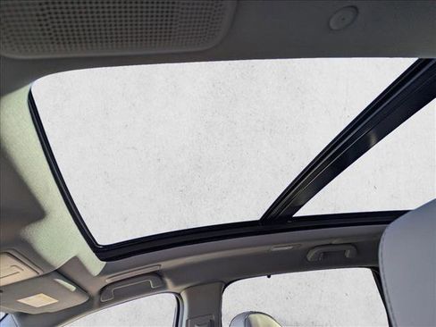 Certified 2025 Acura MDX w/Technology Package image 16