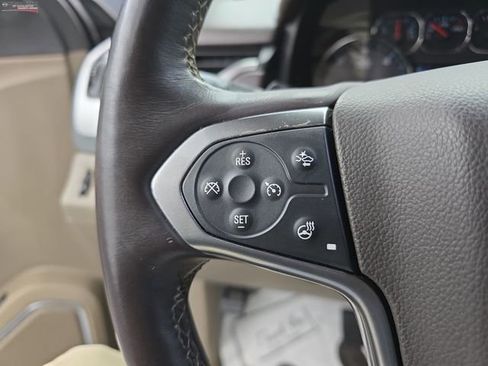 Used 2017 Chevrolet Suburban LT image 42