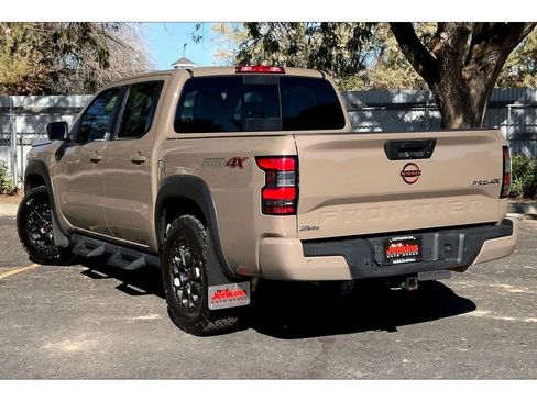 Used 2023 Nissan Frontier PRO-4X w/ Pro-4X Premium Package image 13