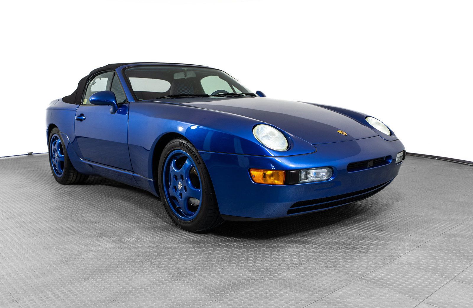 Used 1992 Porsche 968 Cabriolet RWD image 11