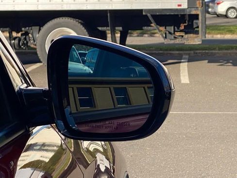 Used 2022 Chevrolet TrailBlazer RS w/ Sun and Liftgate Package image 16