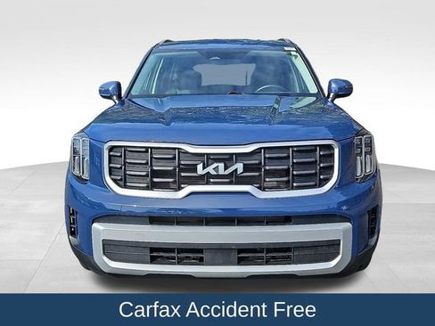 Used 2025 Kia Telluride S FWD image 3