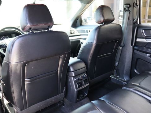 Used 2017 Ford Explorer Sport w/ Equipment Group 401A AWD/4WD image 34