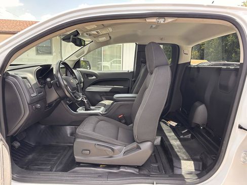 Used 2022 Chevrolet Colorado LT w/ Fleet Safety Package RWD image 29