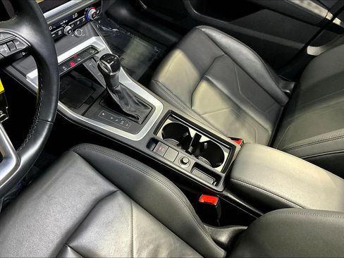 Used 2022 Audi Q3 2.0T Premium Plus image 18