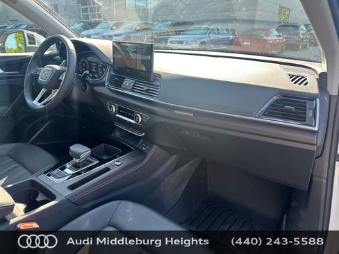 Used 2024 Audi Q5 2.0T Premium Plus w/ Premium Plus Package AWD/4WD image 16