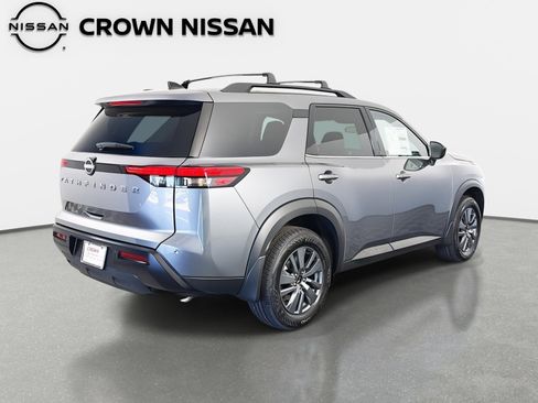 New 2026 Nissan Pathfinder SV image 5