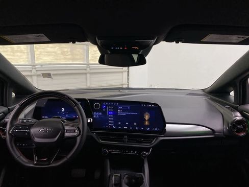 Used 2024 Chevrolet Equinox EV RS image 14