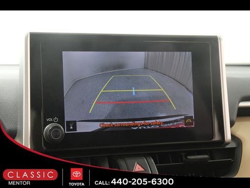 Certified 2025 Toyota RAV4 LE AWD/4WD image 12