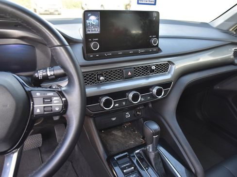 Used 2024 Acura Integra image 7