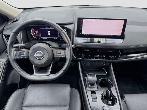 Used 2024 Nissan Rogue SL image 14