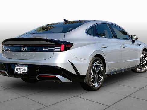 Used 2024 Hyundai Sonata SEL w/ Convenience Package image 11