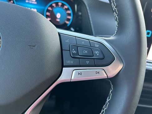 Used 2025 Volkswagen Atlas Cross Sport SEL image 22