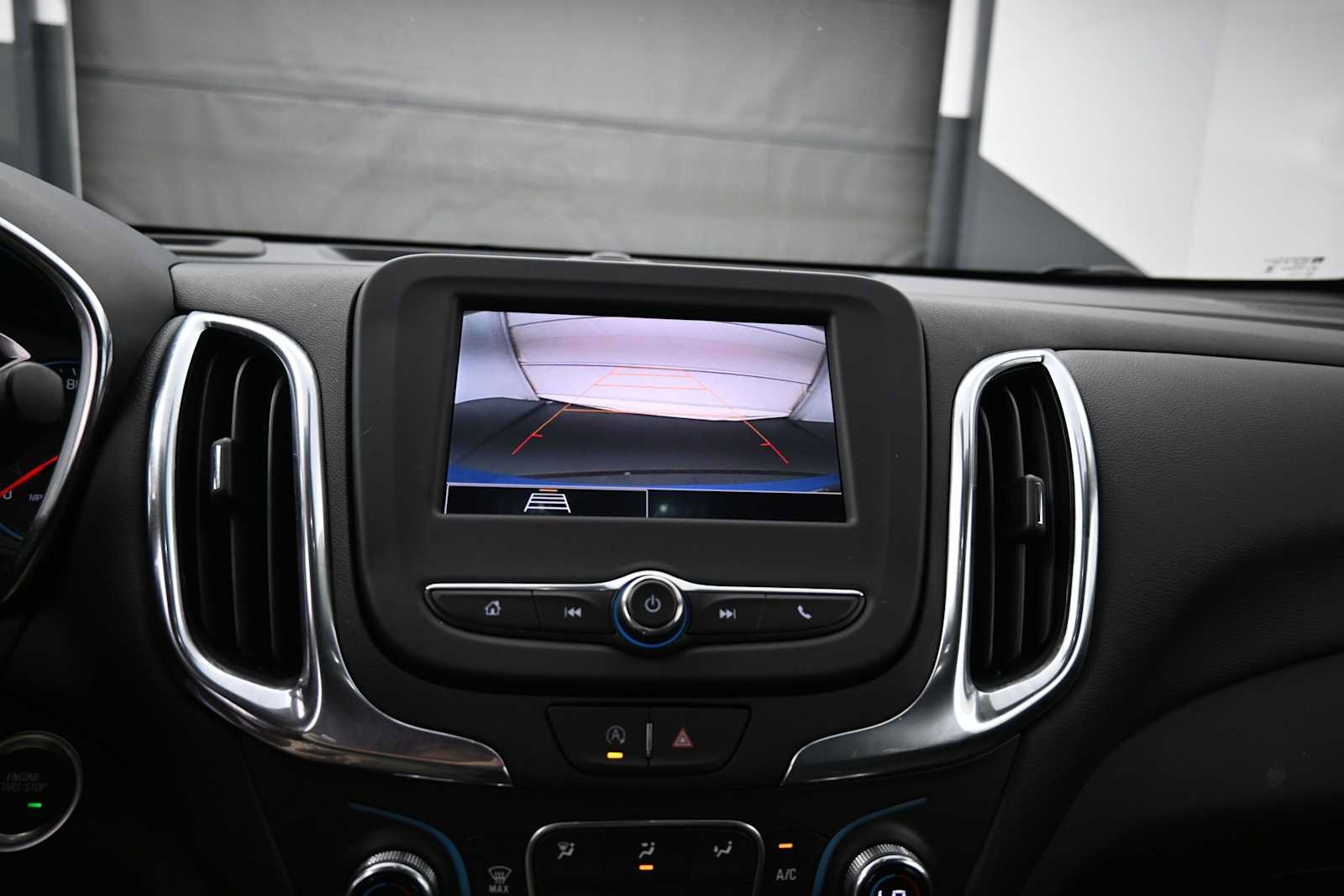 Used 2024 Chevrolet Equinox LT AWD/4WD image 8