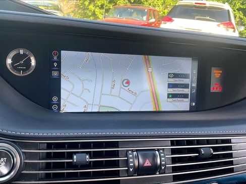 Used 2018 Lexus LS 500 F Sport w/ Accessory Package (Z2) AWD/4WD image 33