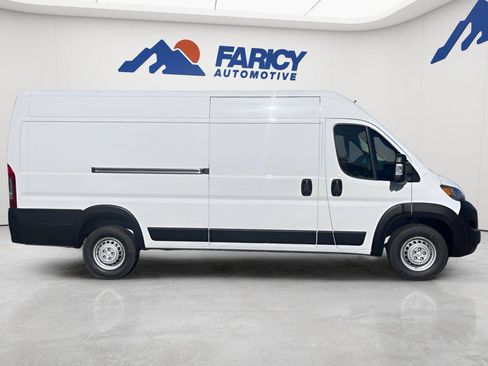 New 2025 RAM ProMaster 3500 w/ Cold Weather Group FWD image 21
