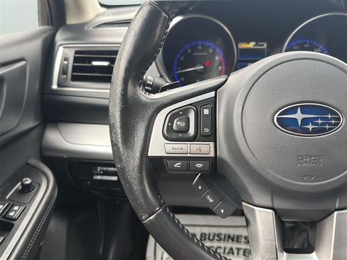 Used 2017 Subaru Outback 2.5i Premium AWD/4WD image 24