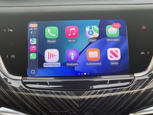 Used 2025 Cadillac XT6 Premium Luxury image 15