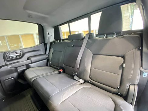 Used 2019 Chevrolet Silverado 1500 LT w/ Convenience Package AWD/4WD image 24