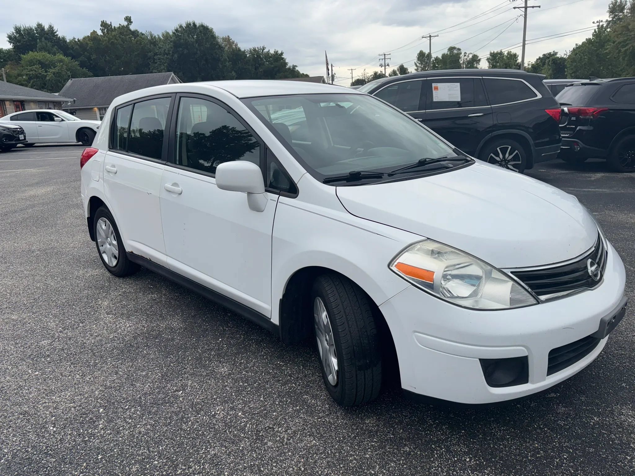 Used 2012 Nissan Versa 1.8 S w/ Plus Pkg FWD image 5