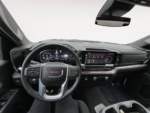 Used 2023 GMC Sierra 1500 Elevation image 10