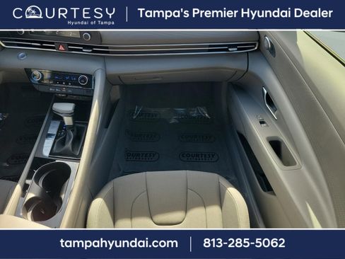 Certified 2025 Hyundai Elantra Blue image 10