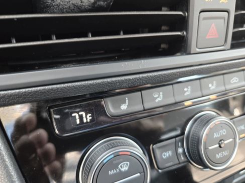 Certified 2024 Volkswagen Jetta SE image 25