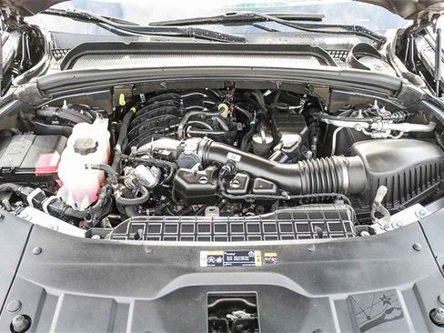 Used 2023 Jeep Grand Cherokee L Laredo image 29