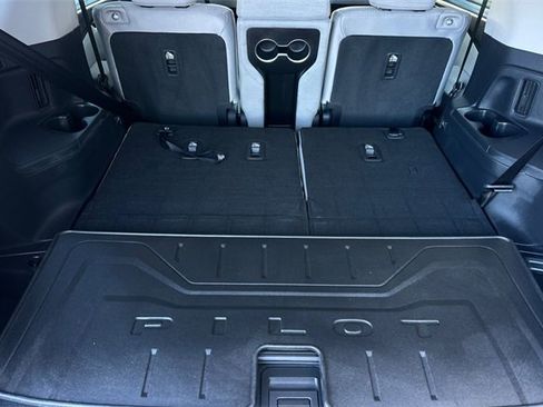Certified 2023 Honda Pilot LX image 18