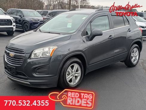 Used 2016 Chevrolet Trax LT w/ LT Sun and Sound Package image 8