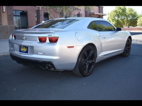 Used 2010 Chevrolet Camaro SS w/ RS Package RWD image 7