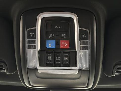 Used 2024 RAM 2500 Laramie w/ Night Edition image 17