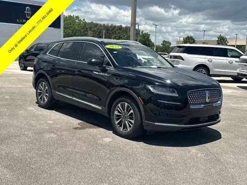 Certified 2022 Lincoln Nautilus FWD w/ Premium Package image 5