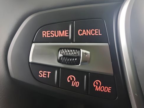 Used 2026 BMW X5 sDrive40i w/ Premium Package image 10