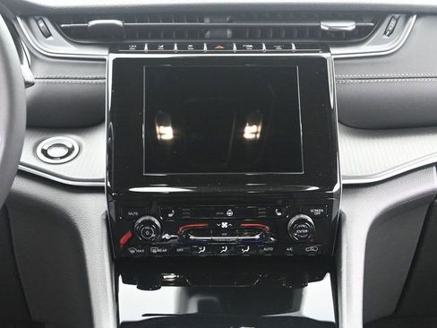 New 2026 Jeep Grand Cherokee L 4WD image 28