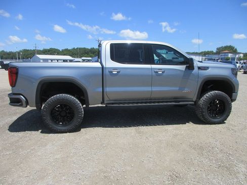 New 2026 GMC Sierra 1500 AT4 w/ AT4 Premium Package AWD/4WD image 3