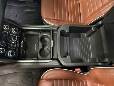 Certified 2023 GMC Yukon Denali Ultimate image 24