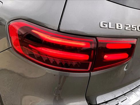 Certified 2025 Mercedes-Benz GLB 250 GLB 250 image 29
