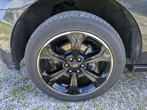 Used 2022 Ford Expedition Limited AWD/4WD image 11
