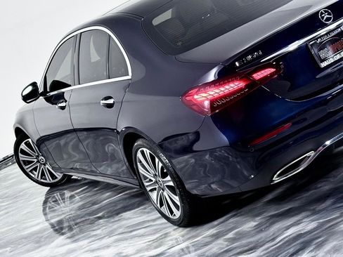 Used 2021 Mercedes-Benz E 350 4MATIC Sedan w/ Premium Package image 9