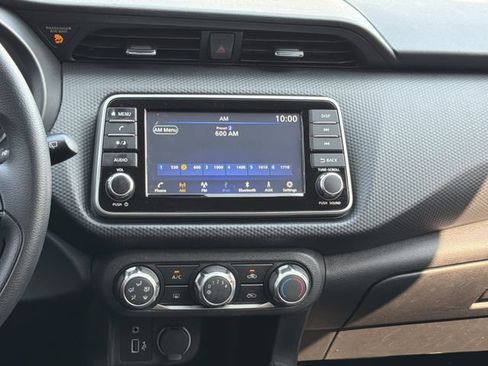 Used 2024 Nissan Kicks S FWD image 11