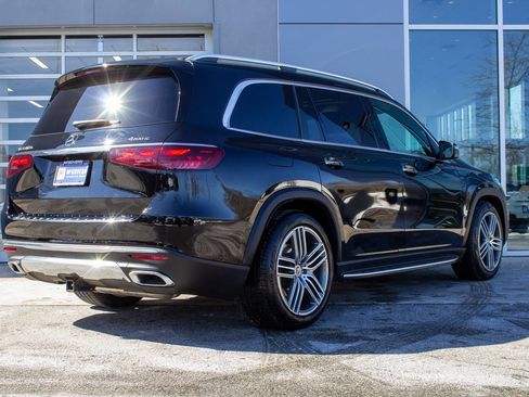 Used 2024 Mercedes-Benz GLS 450 4MATIC image 10