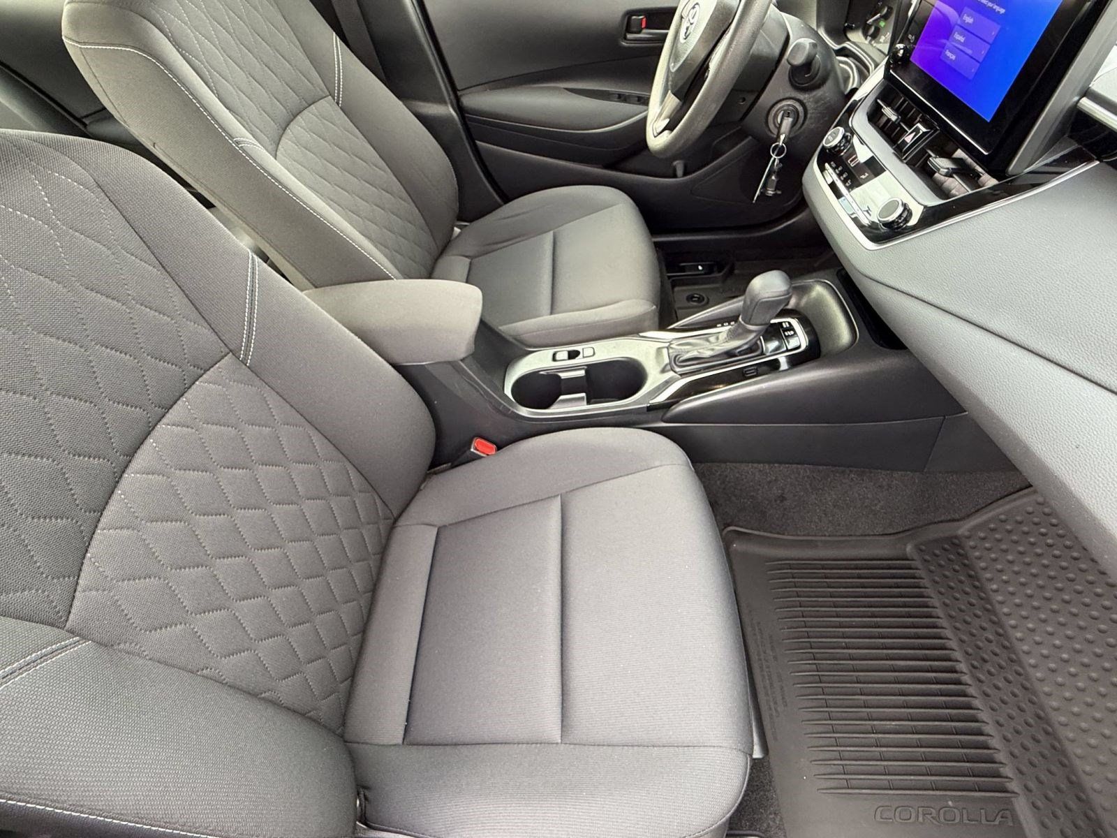 Used 2024 Toyota Corolla LE FWD image 25