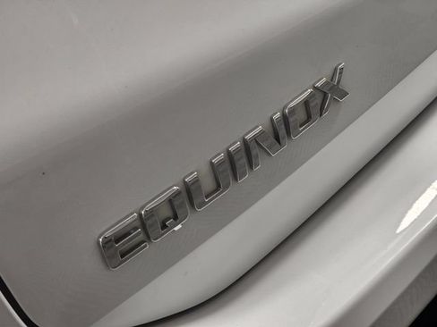 Used 2021 Chevrolet Equinox LS AWD/4WD image 10