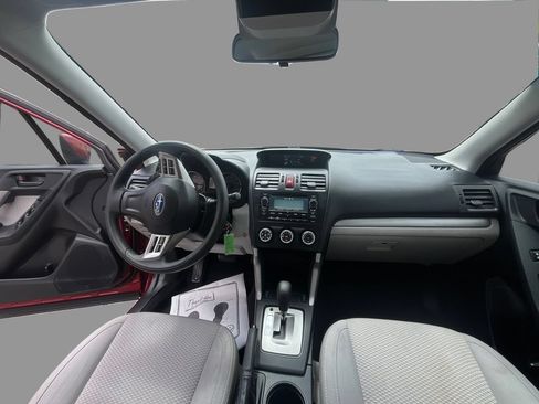Used 2015 Subaru Forester 2.5i Premium w/ All-Weather Package AWD/4WD image 9